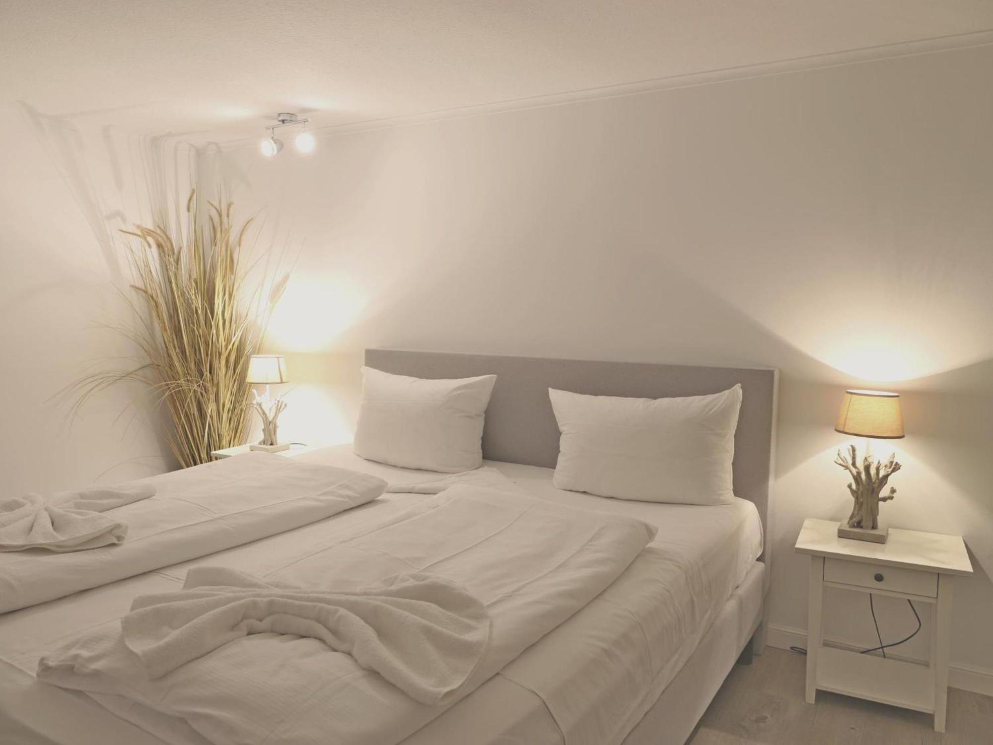-Zimmer-Appartement Ueber 2 Etagen In Wenningstedt In Ruhiger Lage Extérieur photo